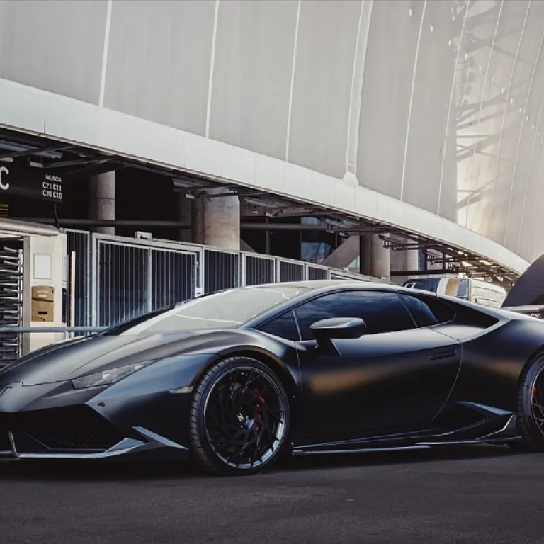 Experience refined luxury: 06 cadillac escalade for sale with exceptional features