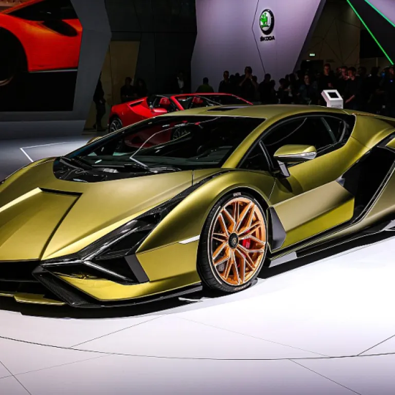 Elevating luxury: a detailed exploration of the 2008 Cadillac Escalade experience